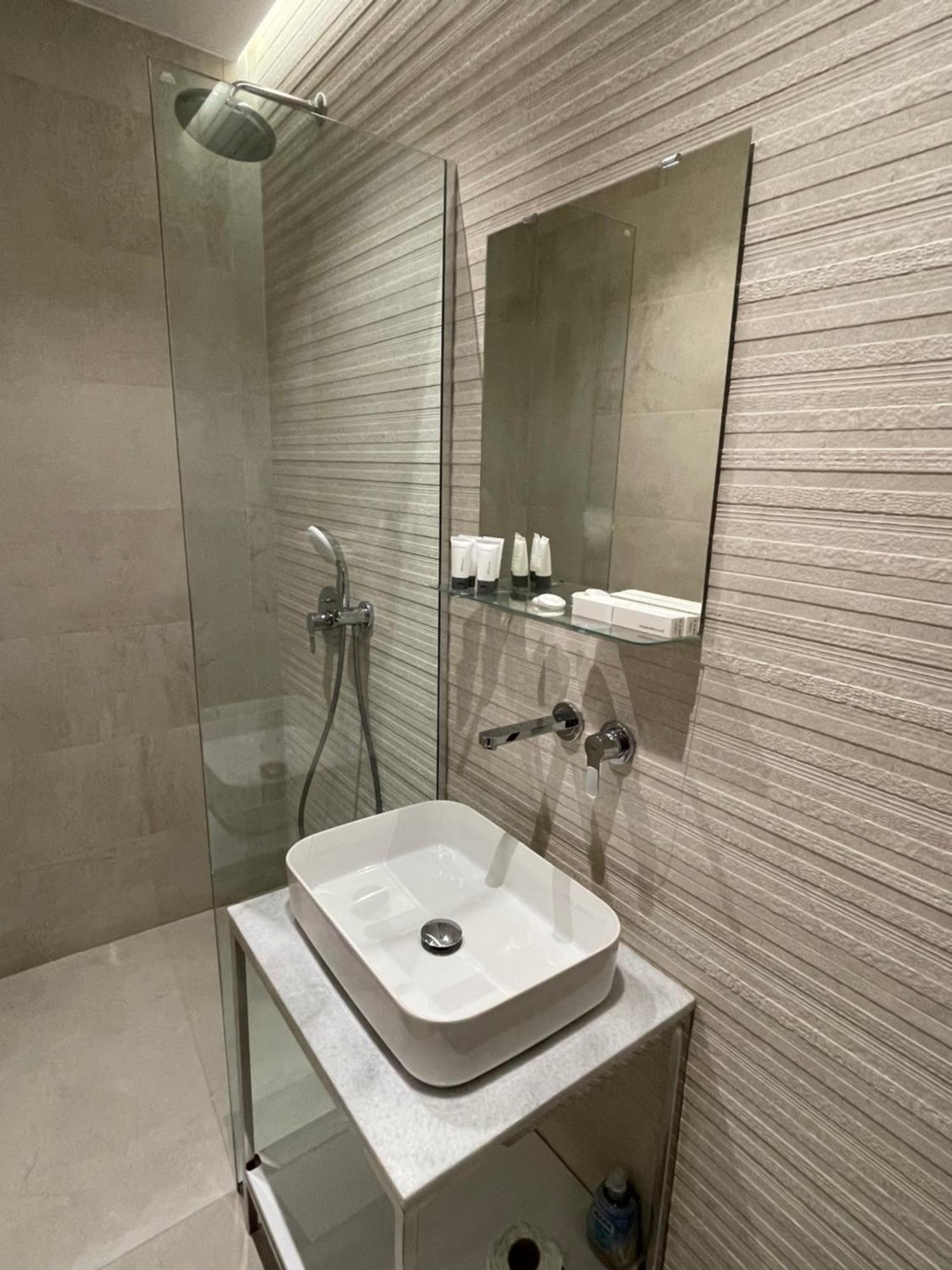 טיראנה Amazon 8 Guesthouse מראה חיצוני תמונה